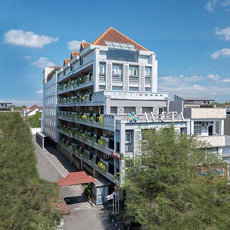 Aveta Hotel Malioboro Jogjakarta Buitenkant foto