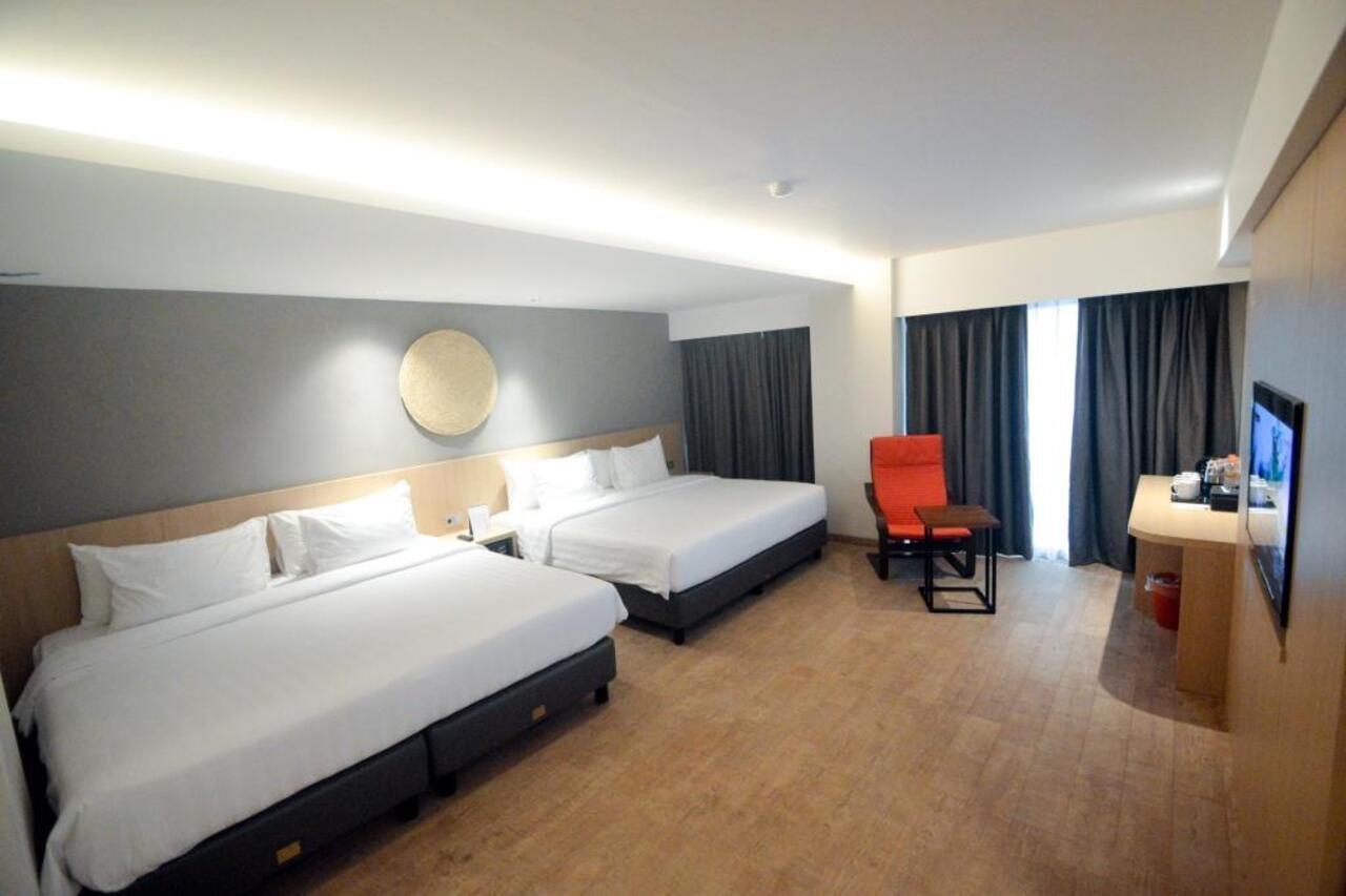 Aveta Hotel Malioboro Jogjakarta Buitenkant foto