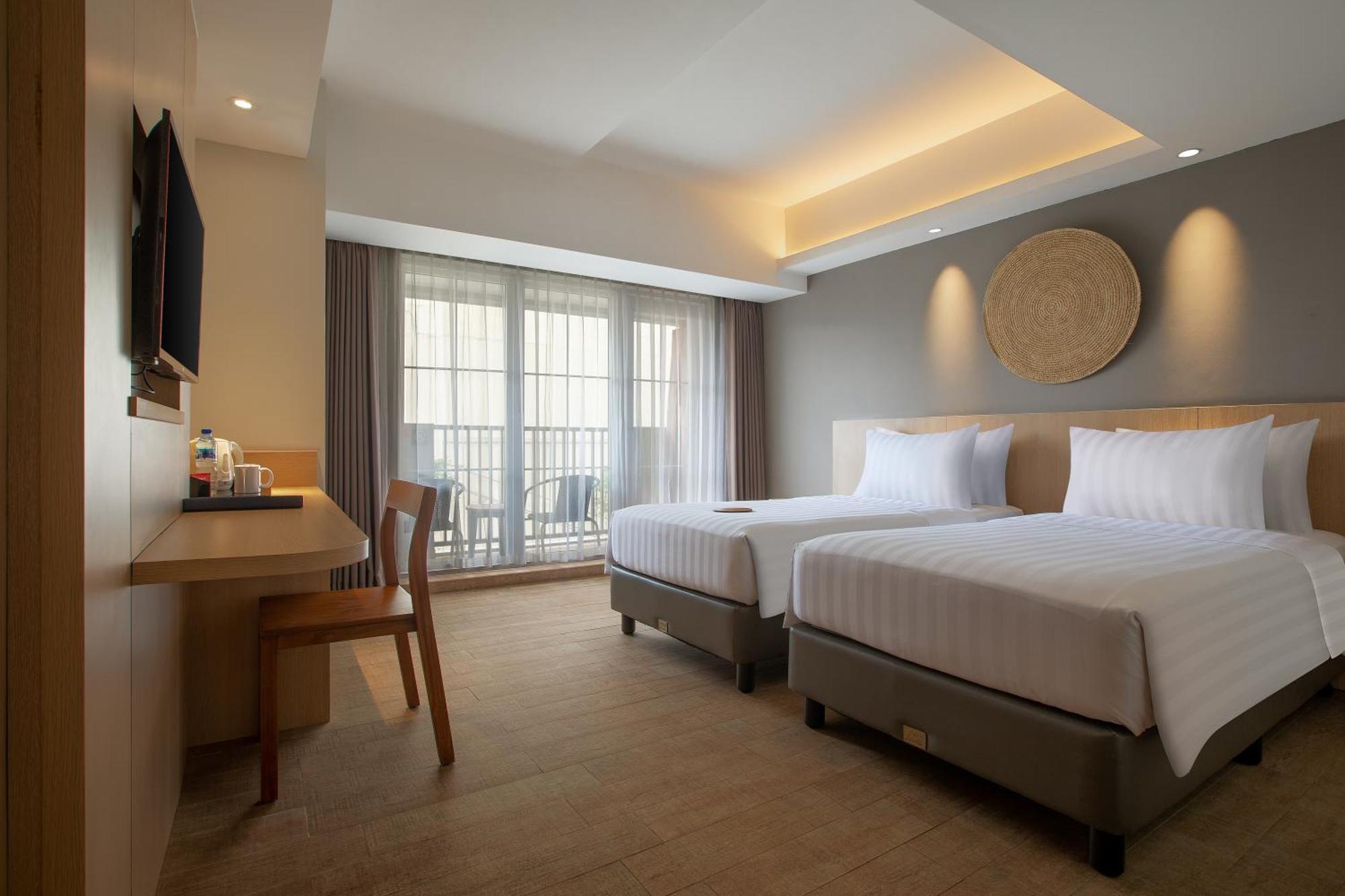 Aveta Hotel Malioboro Jogjakarta Buitenkant foto