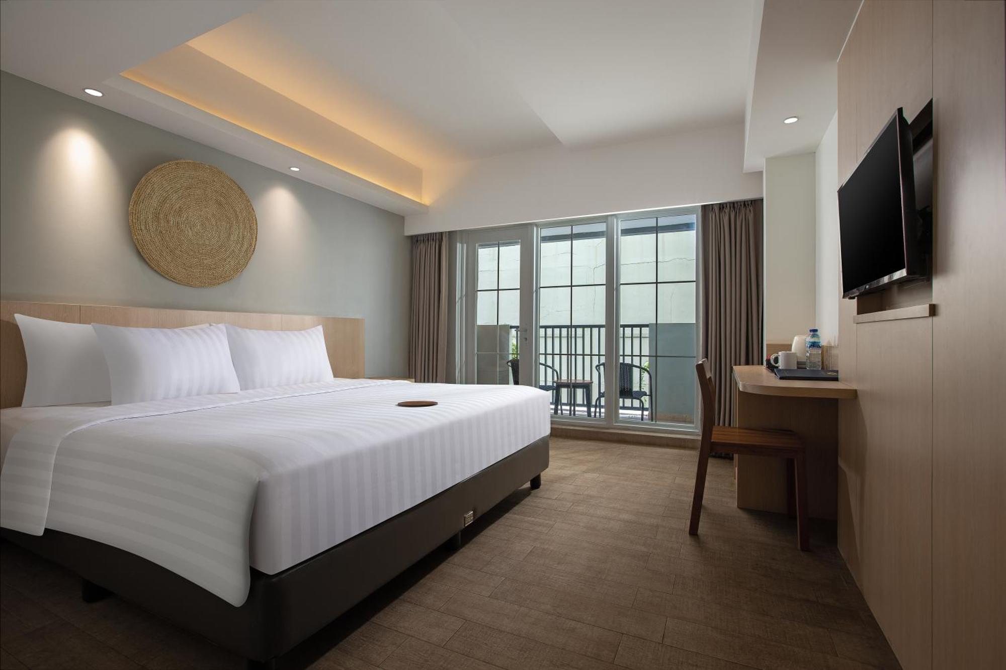Aveta Hotel Malioboro Jogjakarta Buitenkant foto