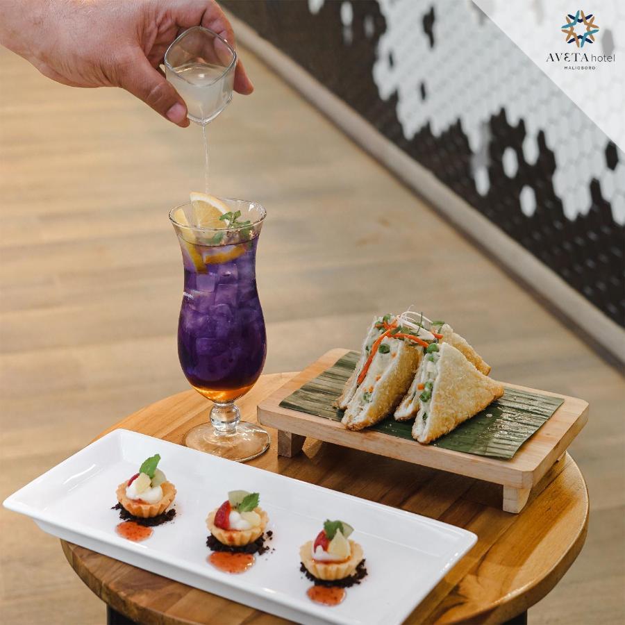 Aveta Hotel Malioboro Jogjakarta Buitenkant foto