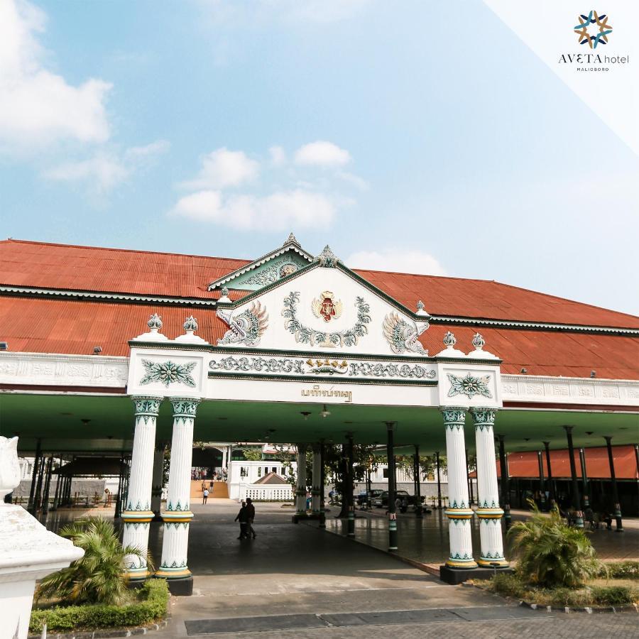 Aveta Hotel Malioboro Jogjakarta Buitenkant foto